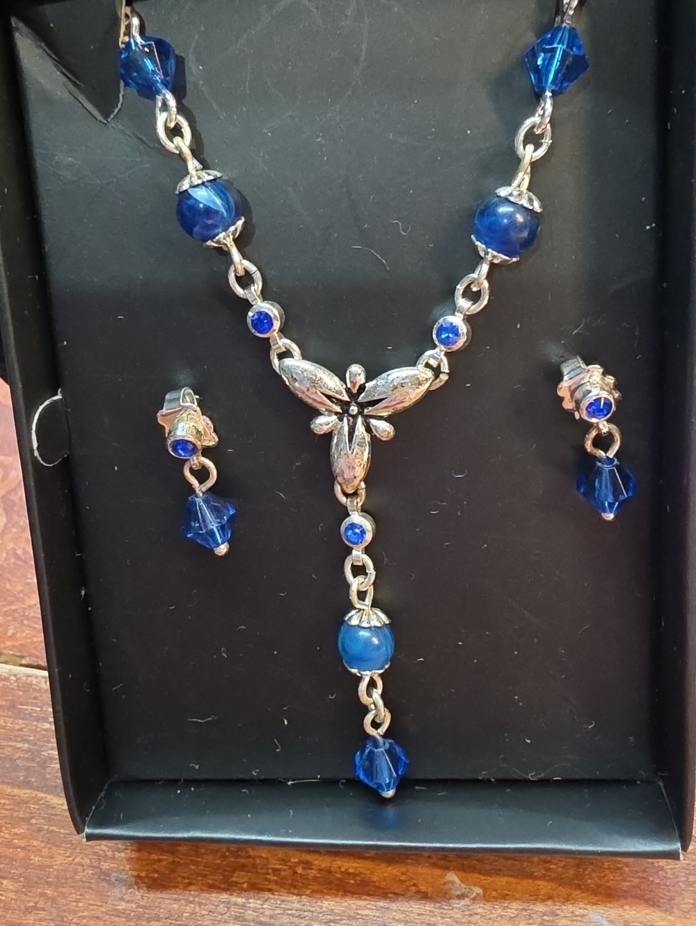 Avon Blue Crystal Flower Necklace and Earrings